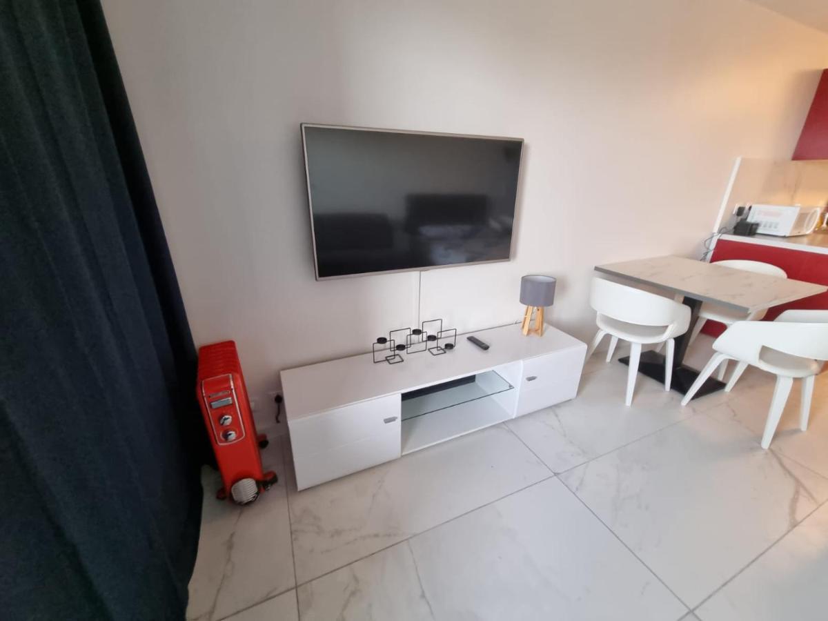 Le 20 Apartment Thollon-les-Memises Exterior photo